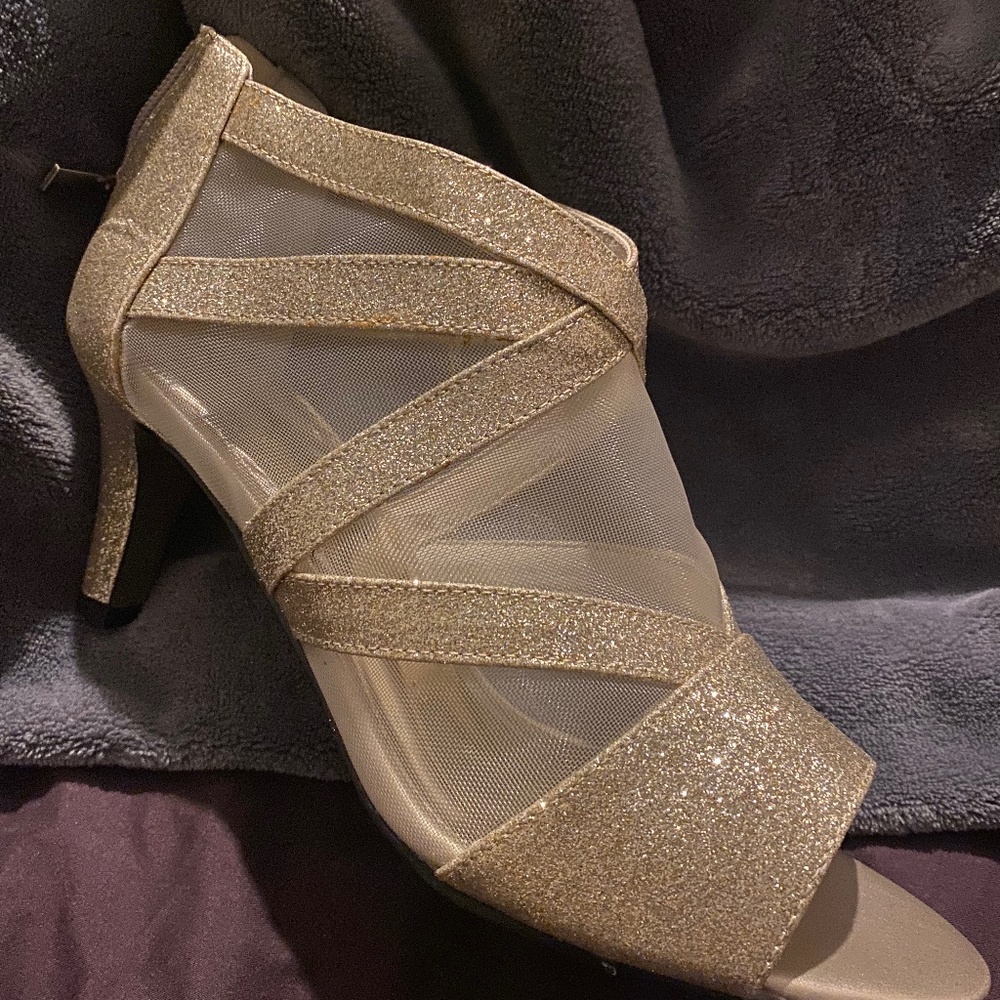 Gold glitter heels size 9